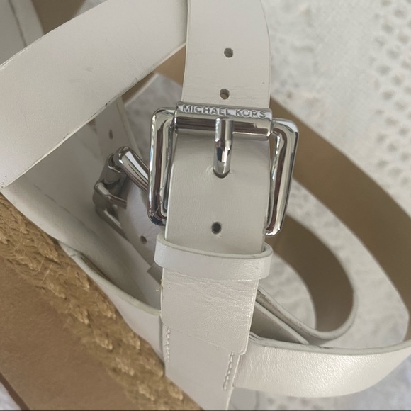 MICHAEL KORS White Leather Strap Wedges size 6.5 - Picture 6 of 6